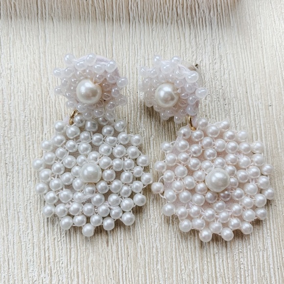 Sara Campbell Jewelry - Sara Campbell Hilary Pearl earrings